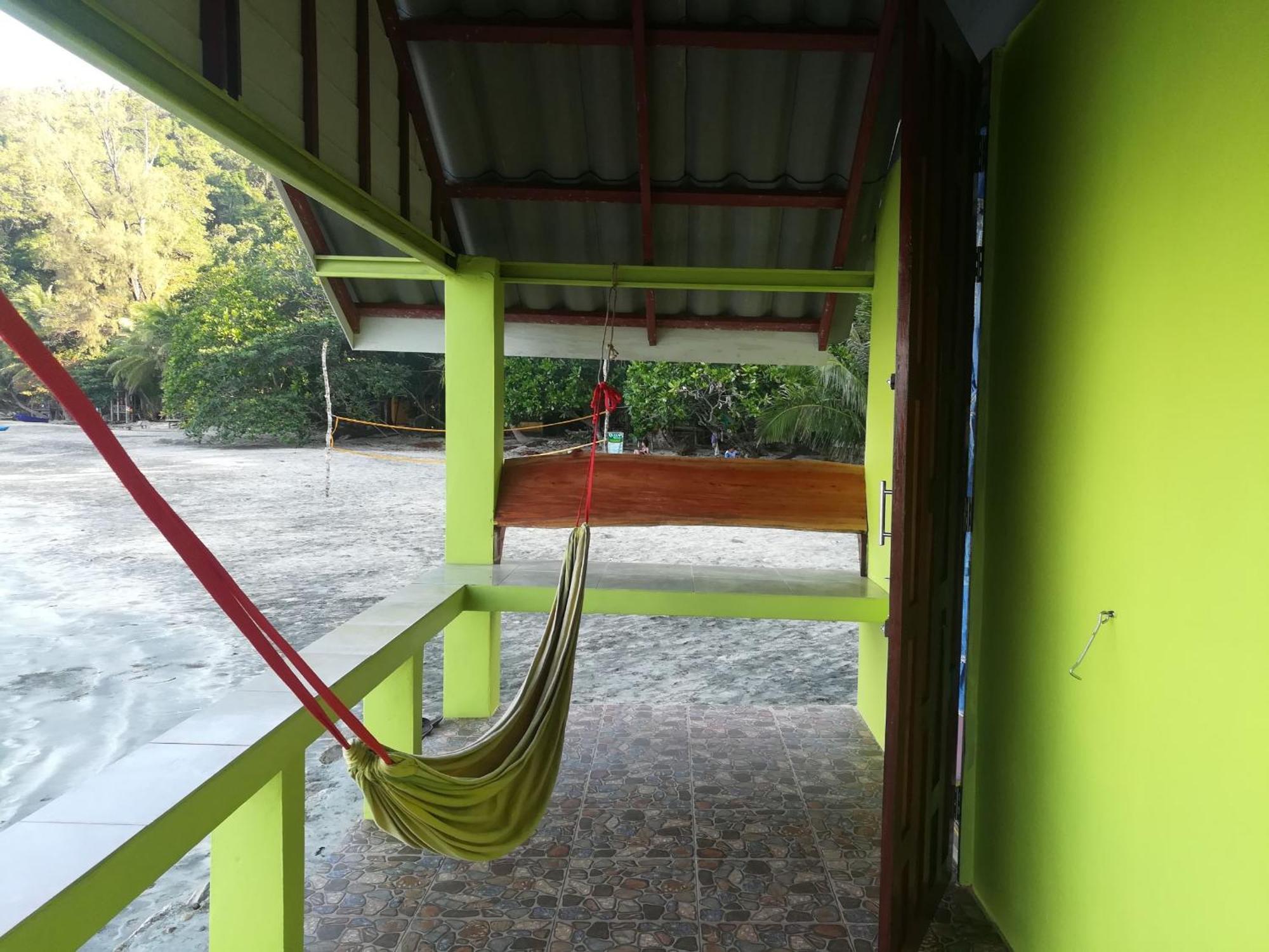 Lae Tawan Bungalow Ко Чанг Ранонг Номер фото